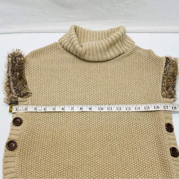 Aspen Kids Size M Tan Knit Turtleneck Poncho Sweater w/Buttons Faux Fur Trim - Picture 9 of 15